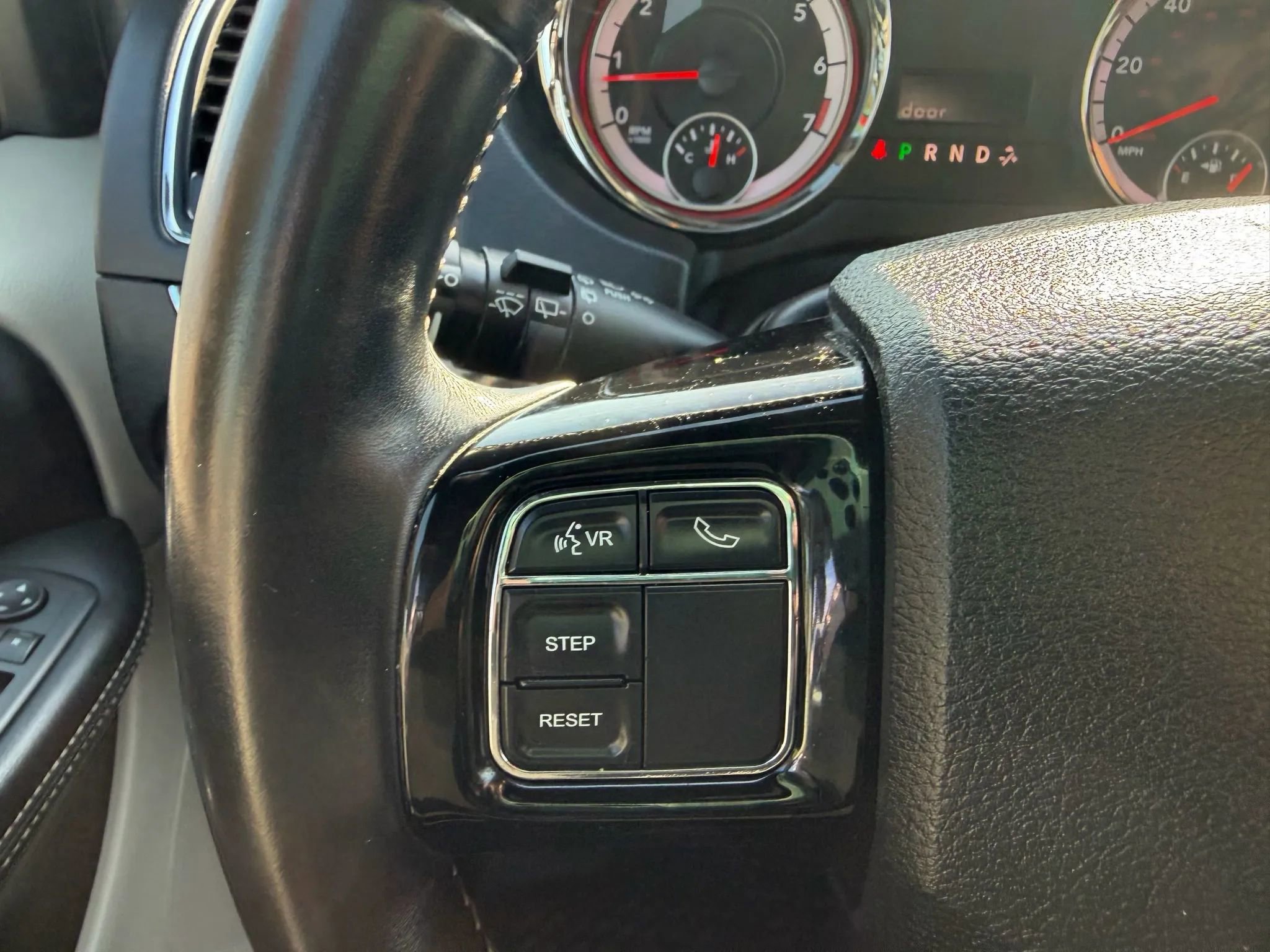 Used 2016 Dodge Grand Caravan SE image 21