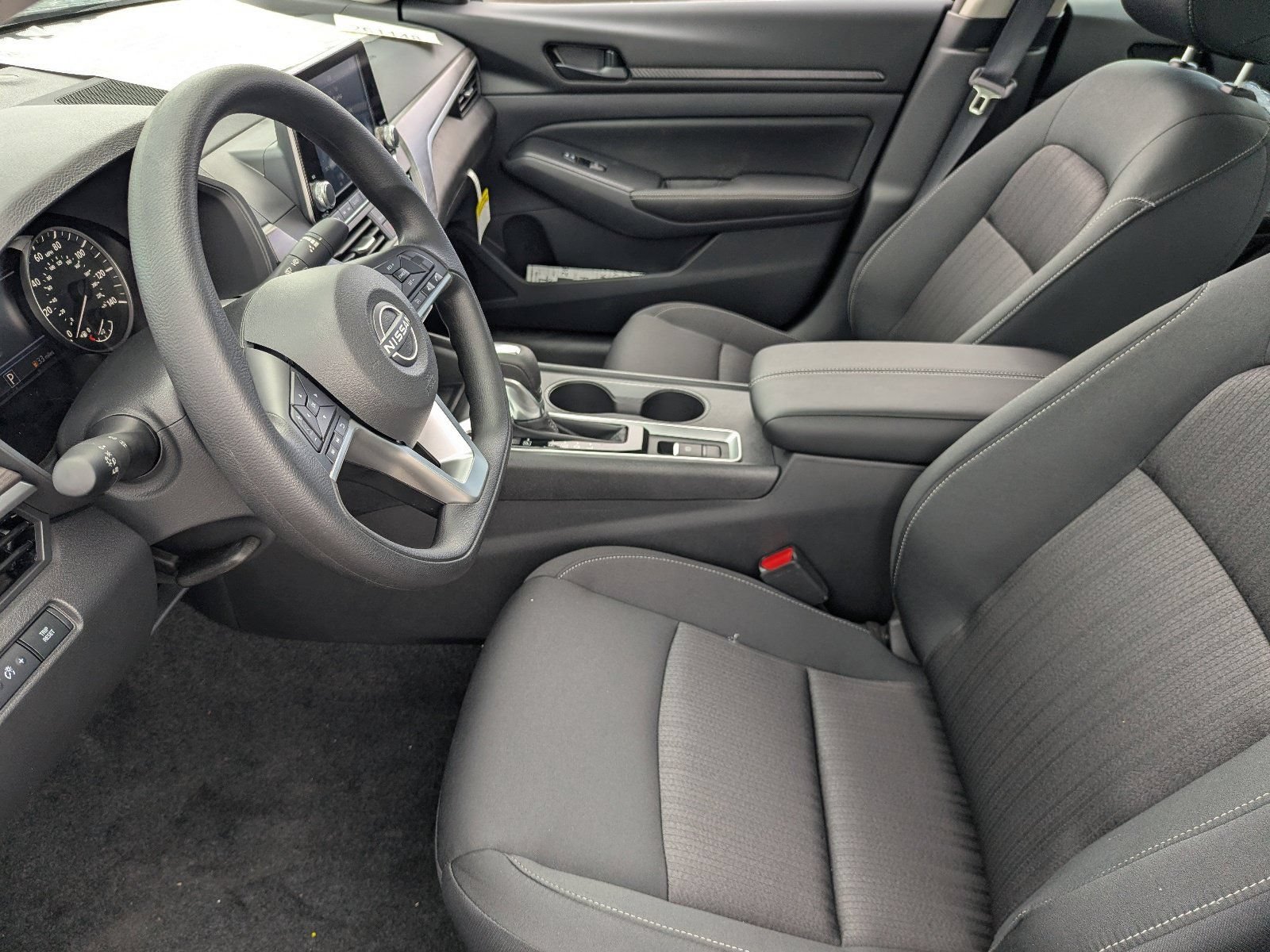 New 2026 Nissan Altima 2.5 SV AWD/4WD image 11