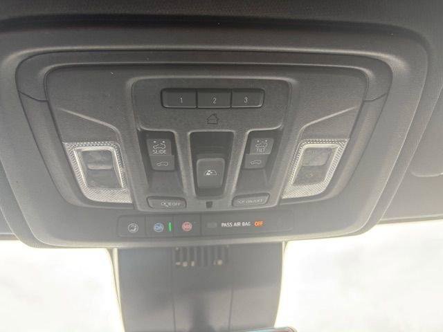 Used 2024 Chevrolet Silverado 2500 High Country w/ High Country Premium Package AWD/4WD image 11