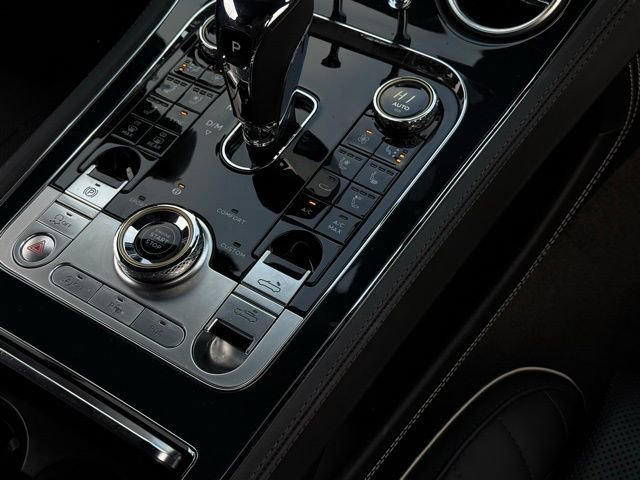 Used 2020 Bentley Continental GT image 40