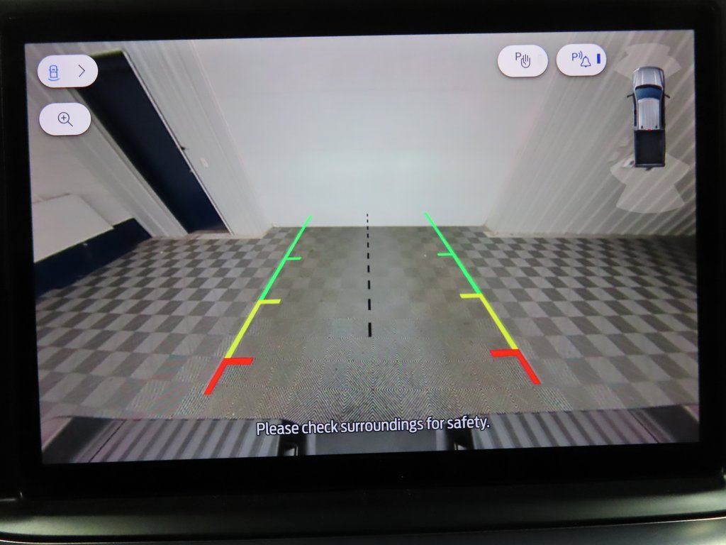 Used 2025 Ford F250 Platinum image 15