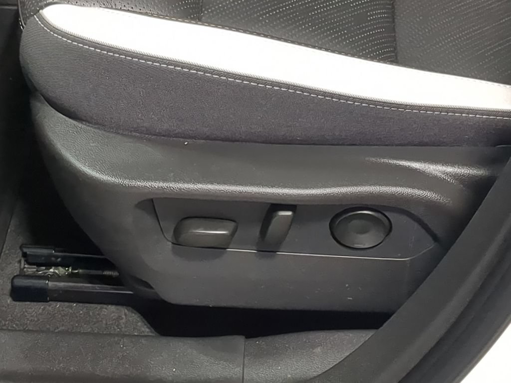 Used 2024 Buick Envision Sport Touring AWD/4WD image 17