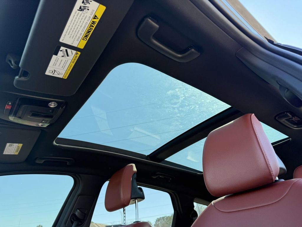 Used 2024 Kia Sportage SX image 24