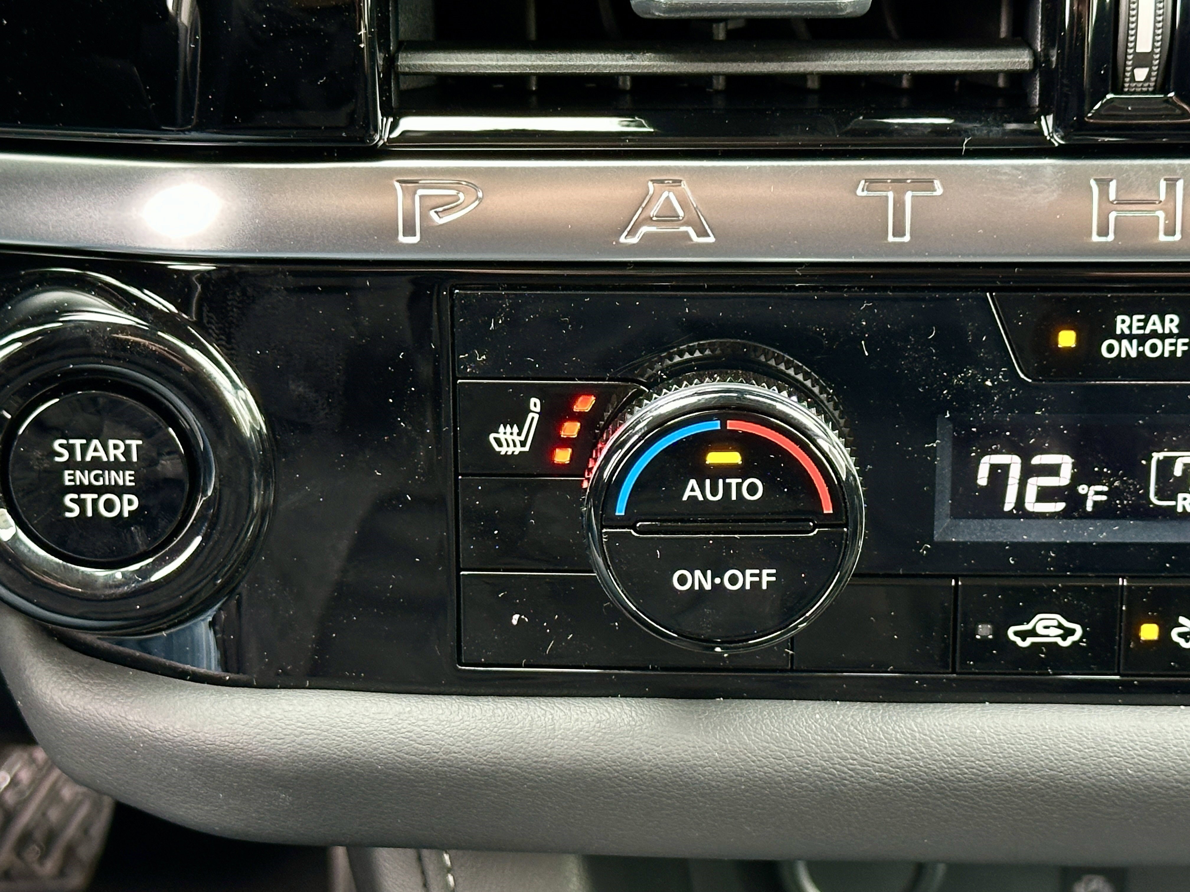 New 2026 Nissan Pathfinder SL AWD/4WD image 15