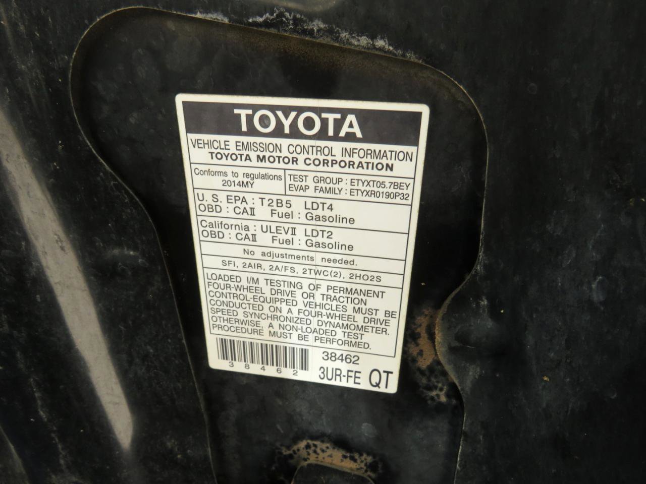 Used 2014 Toyota Sequoia SR5 w/ Sport Appearance Package RWD image 35