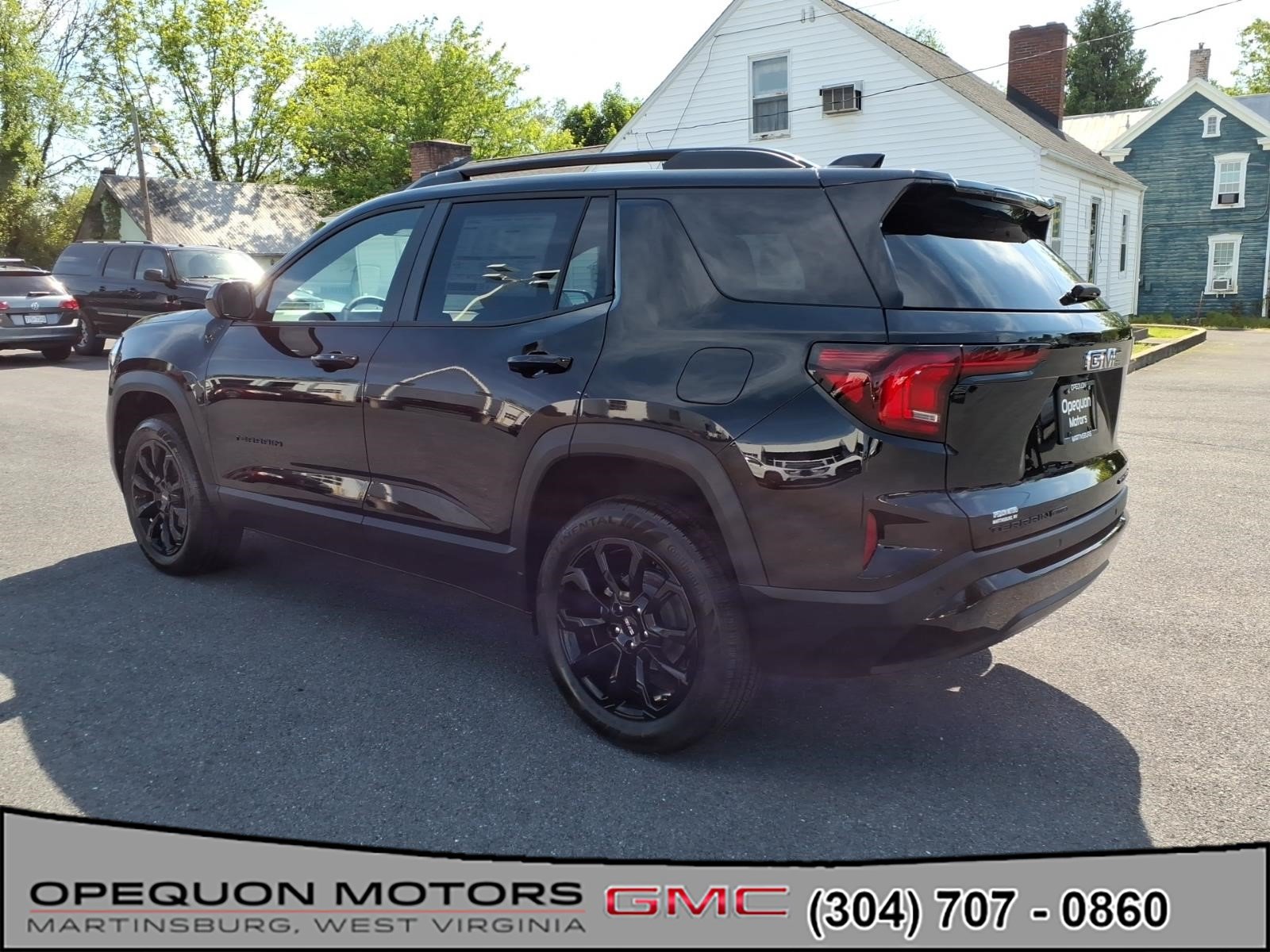 New 2026 GMC Terrain Elevation w/ Elevation Premium Package AWD/4WD image 3