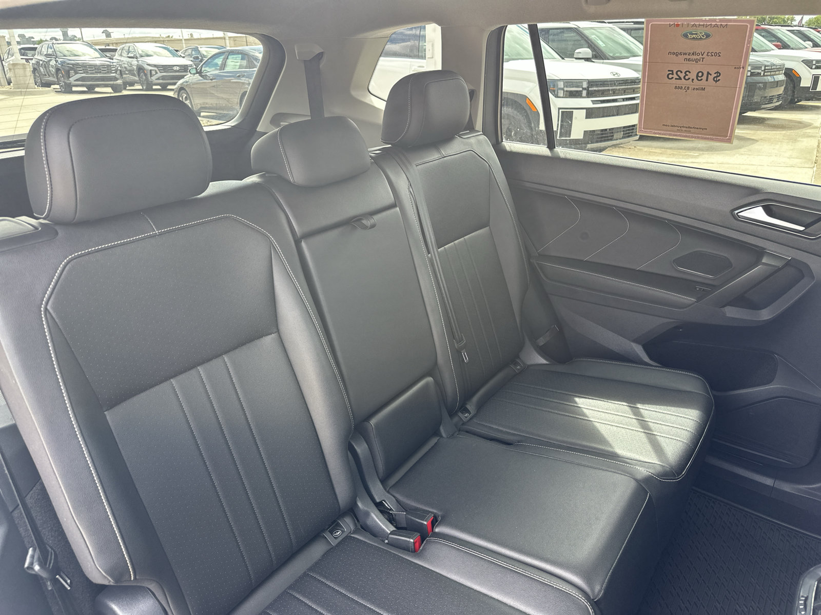 Used 2023 Volkswagen Tiguan SE FWD image 30