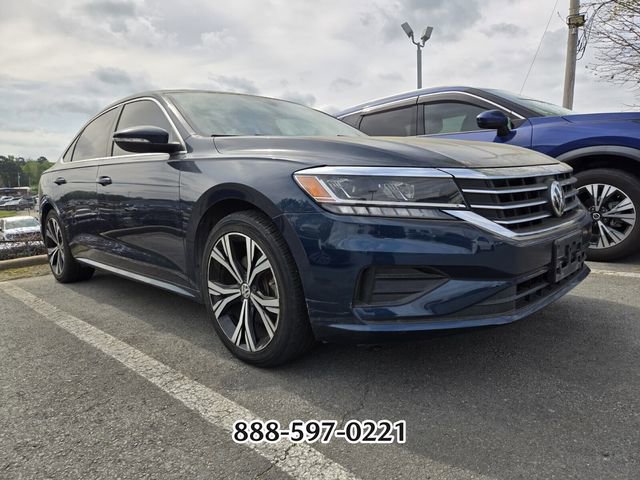 Used 2022 Volkswagen Passat 2.0T SE FWD image 11