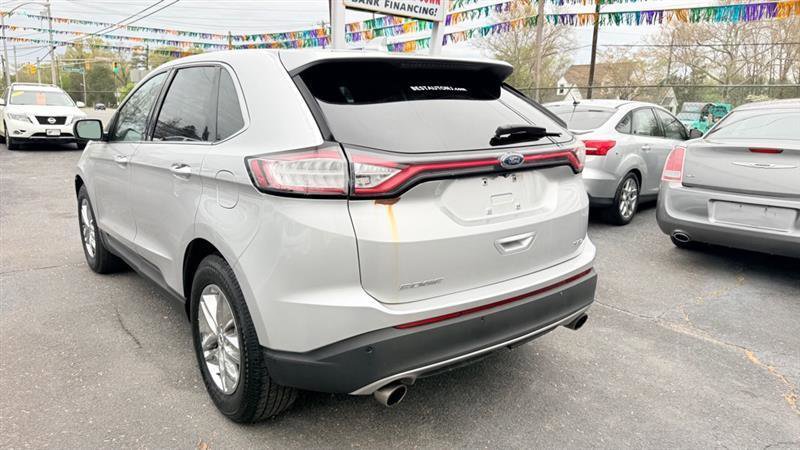 Used 2016 Ford Edge SEL w/ Equipment Group 201A AWD/4WD image 2