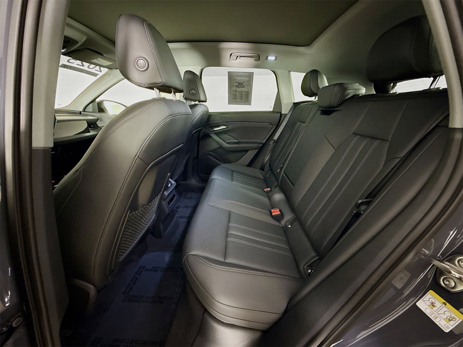 Certified 2025 Audi Q6 e-tron Premium w/ Convenience Package image 24