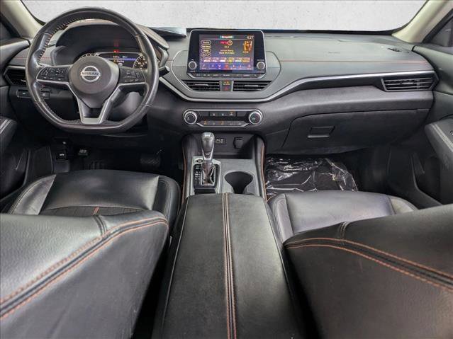 Used 2022 Nissan Altima 2.5 SR image 17