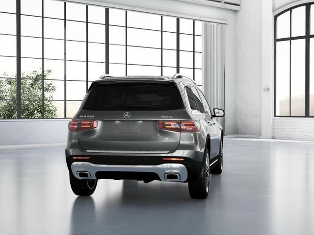 Used 2026 Mercedes-Benz GLB 250 4MATIC image 24