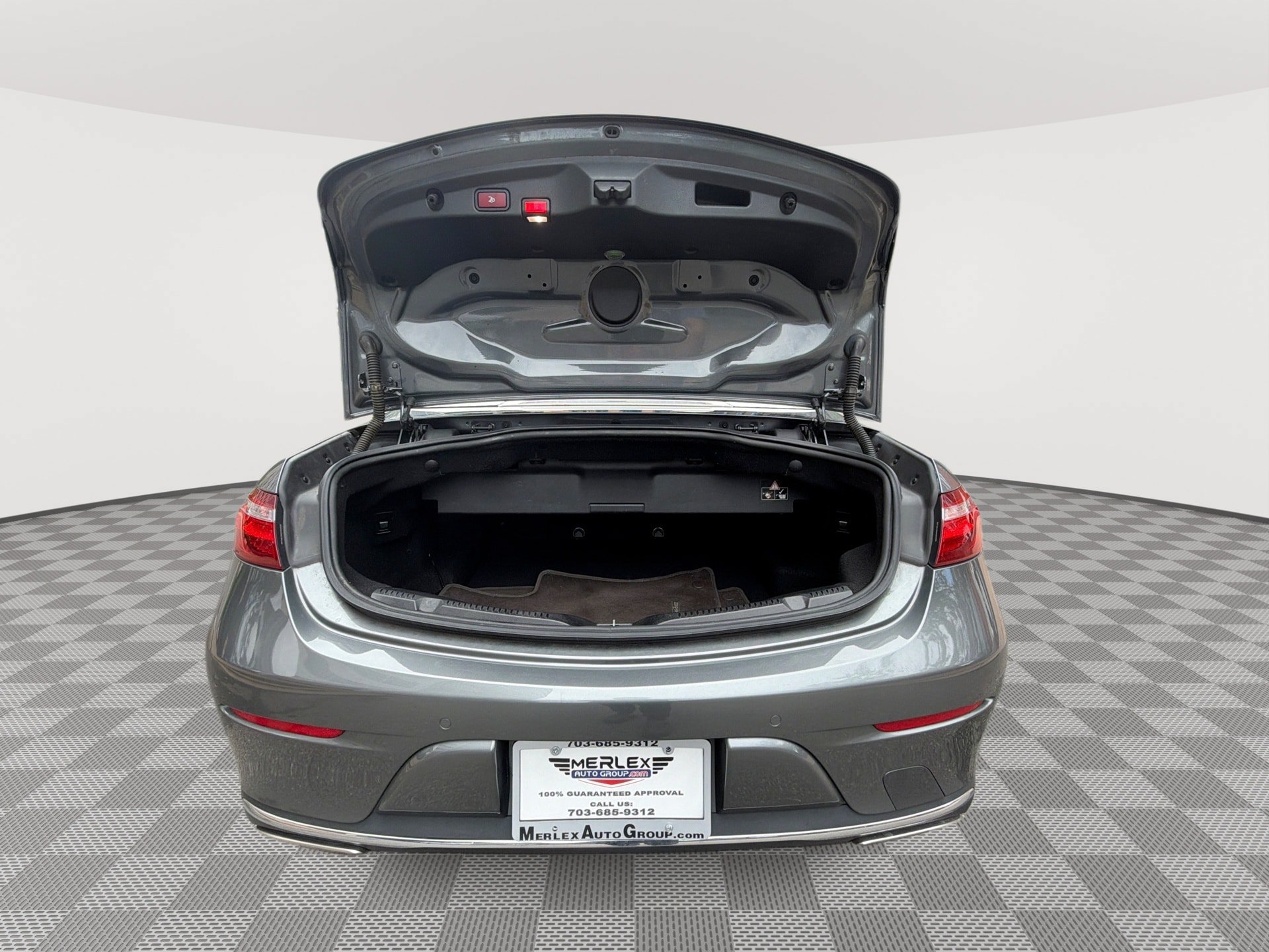 Used 2018 Mercedes-Benz E 400 Cabriolet image 21