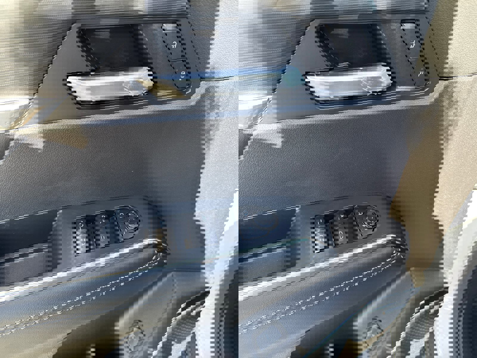 Used 2026 GMC Acadia Elevation w/ Black Edition image 27