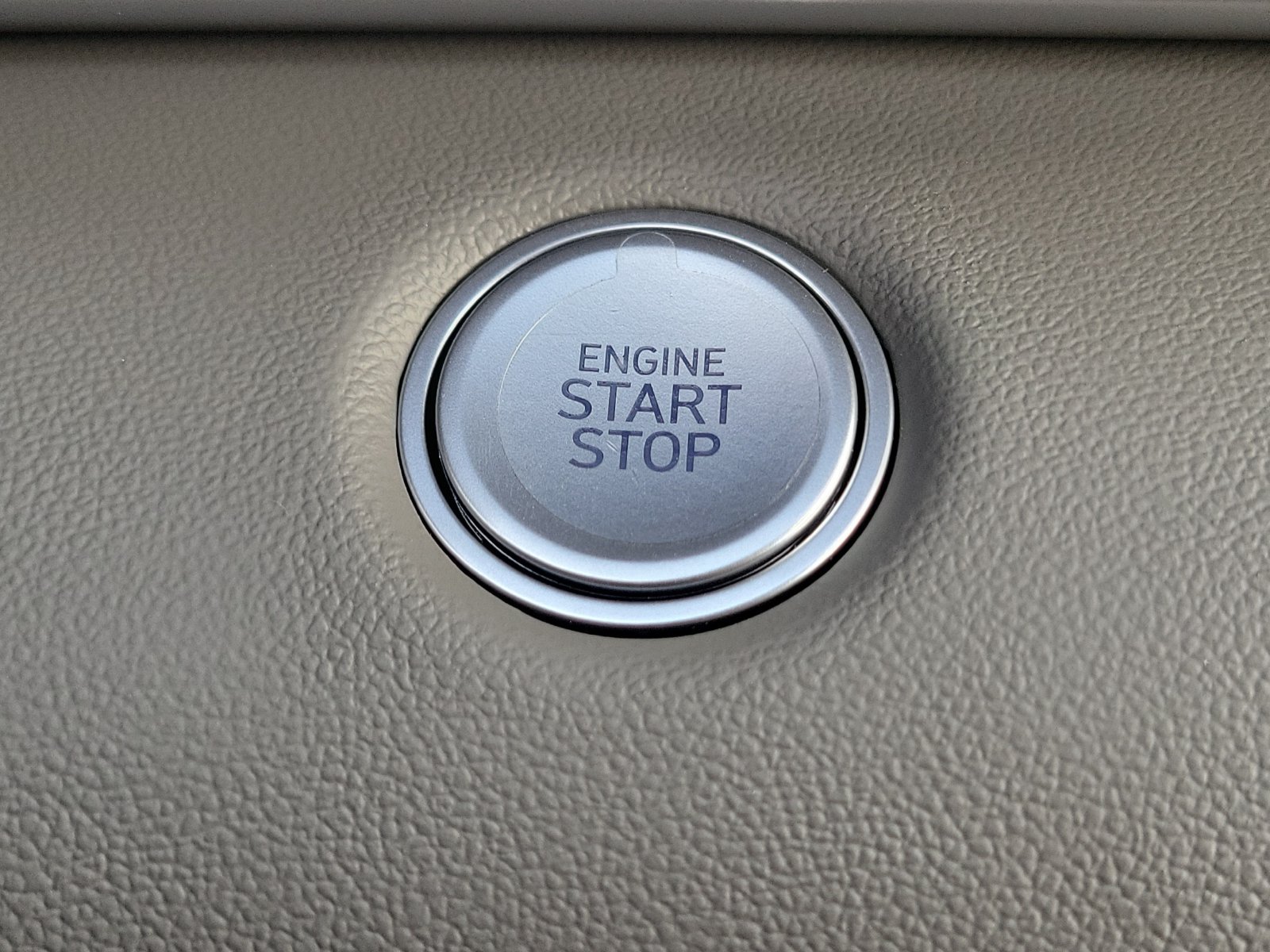 New 2026 Hyundai Elantra Sport FWD image 11