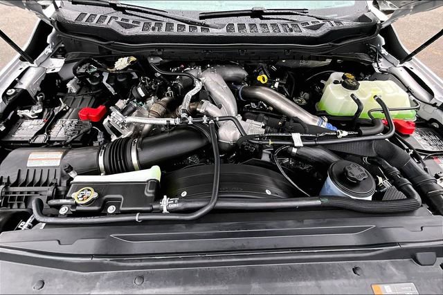 New 2026 Ford F250 Lariat w/ Black Appearance Package image 5