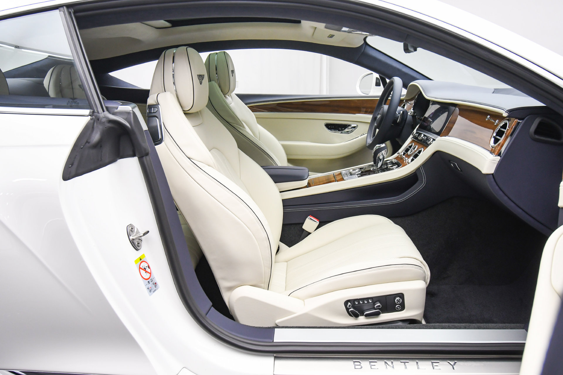 New 2026 Bentley Continental GT AWD/4WD image 43