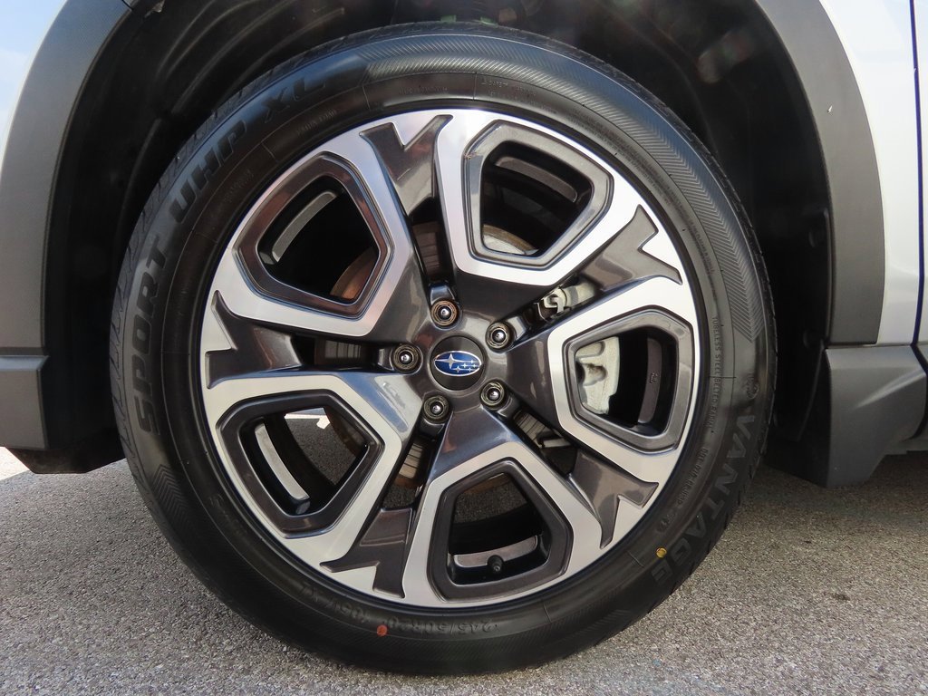 Used 2024 Subaru Ascent Limited image 11