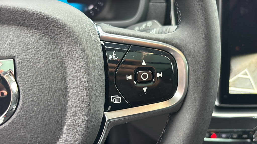 New 2027 Volvo XC90 B6 Plus AWD/4WD image 19