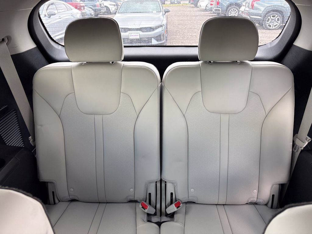 Certified 2023 Kia Sorento SX FWD image 13