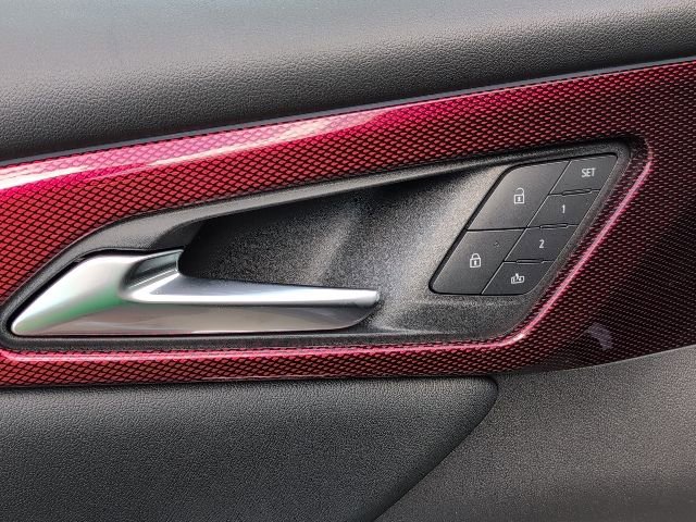 New 2026 Chevrolet Traverse RS w/ LPO, Floor Liner Package image 18