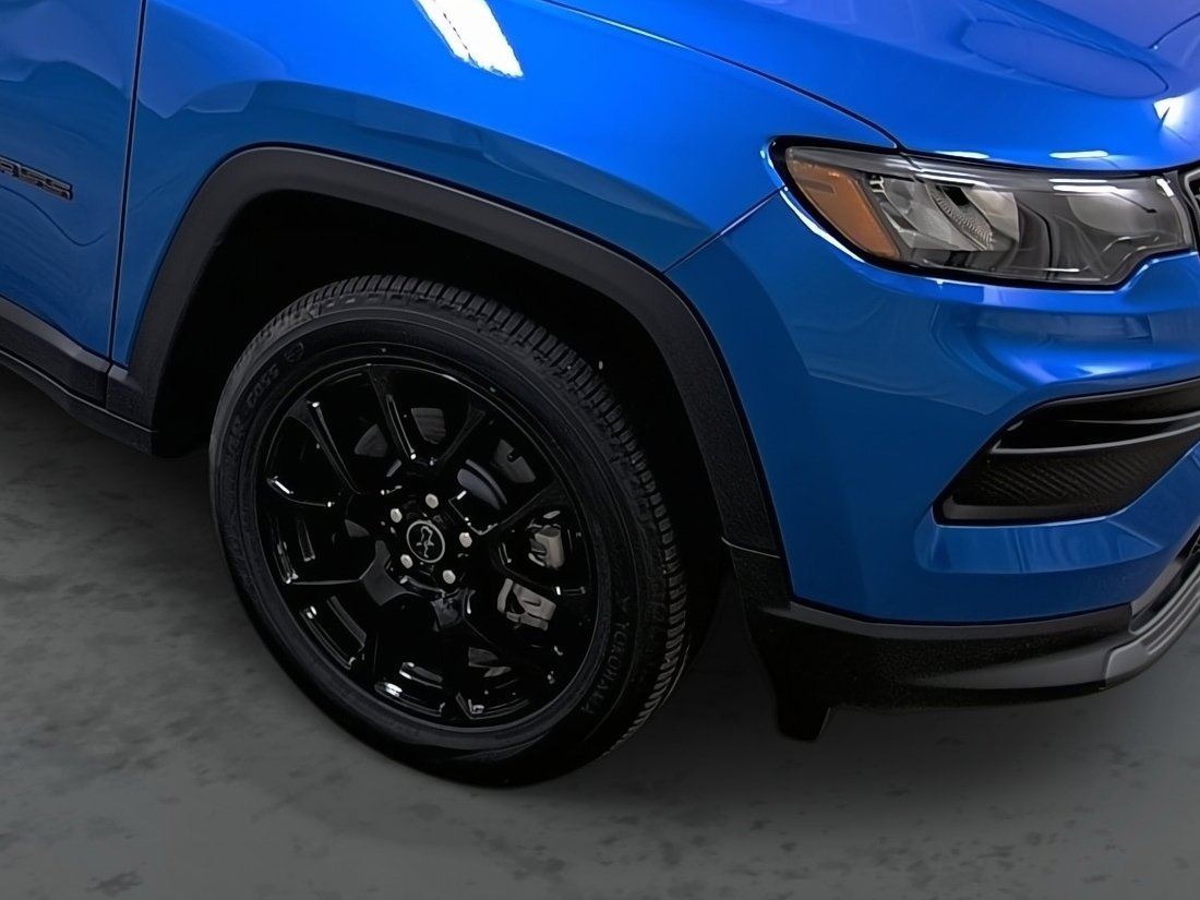 New 2026 Jeep Compass Latitude w/ Quick Order Package 29K image 14