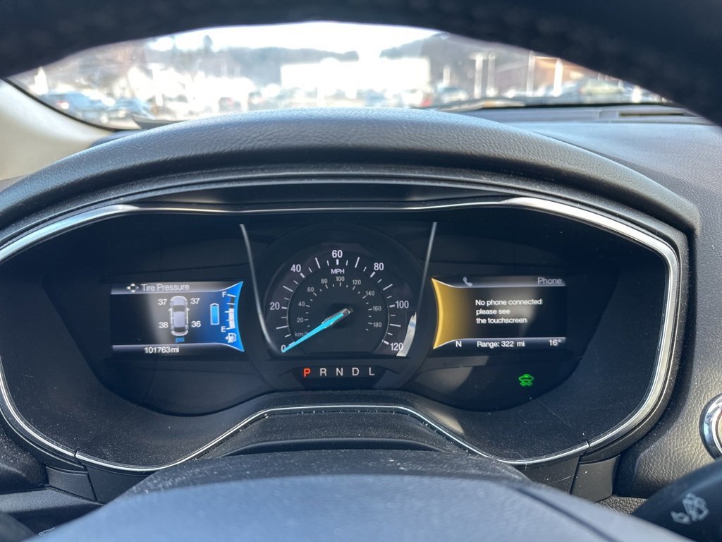 Used 2017 Ford Fusion Titanium image 23