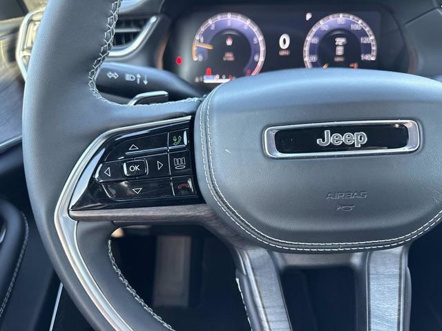 Used 2024 Jeep Grand Cherokee Overland w/ Trailer Tow Package image 15