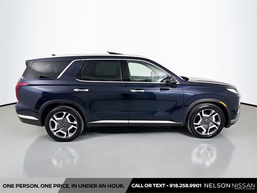 Used 2024 Hyundai Palisade Limited image 4