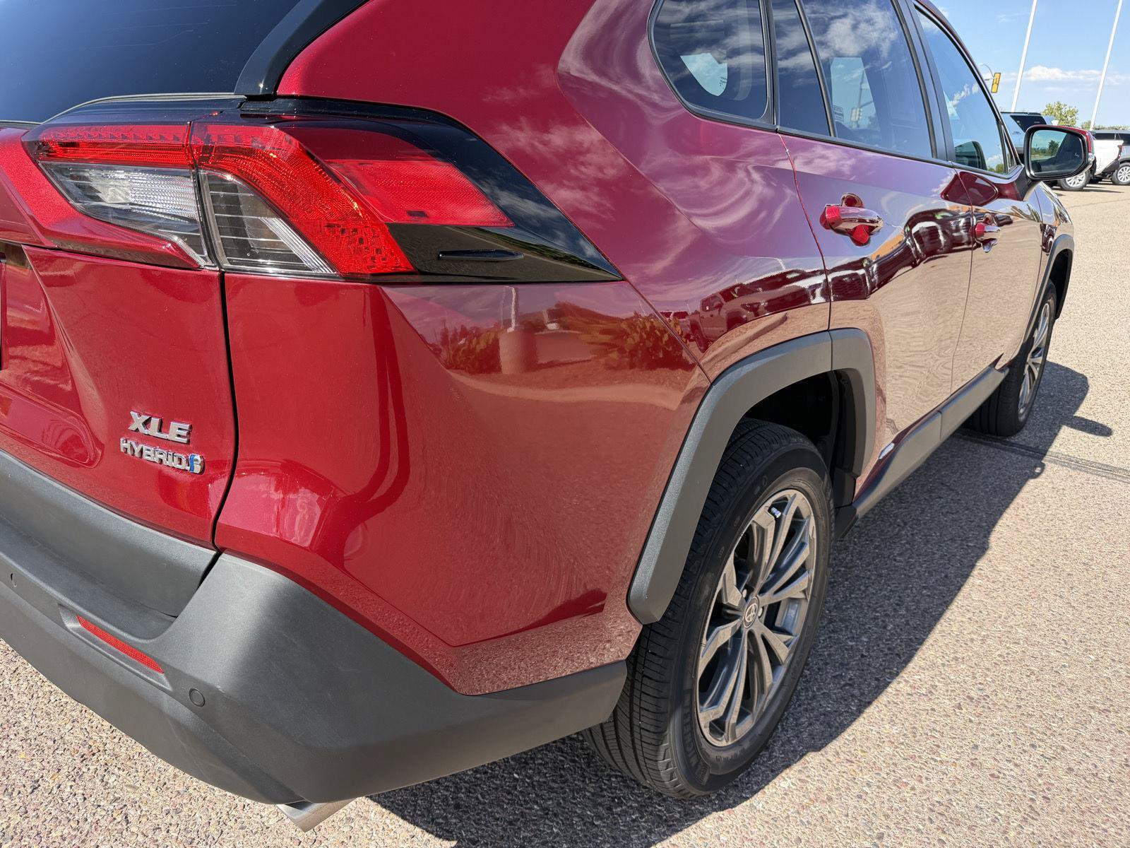 Used 2023 Toyota RAV4 XLE Premium AWD/4WD image 13