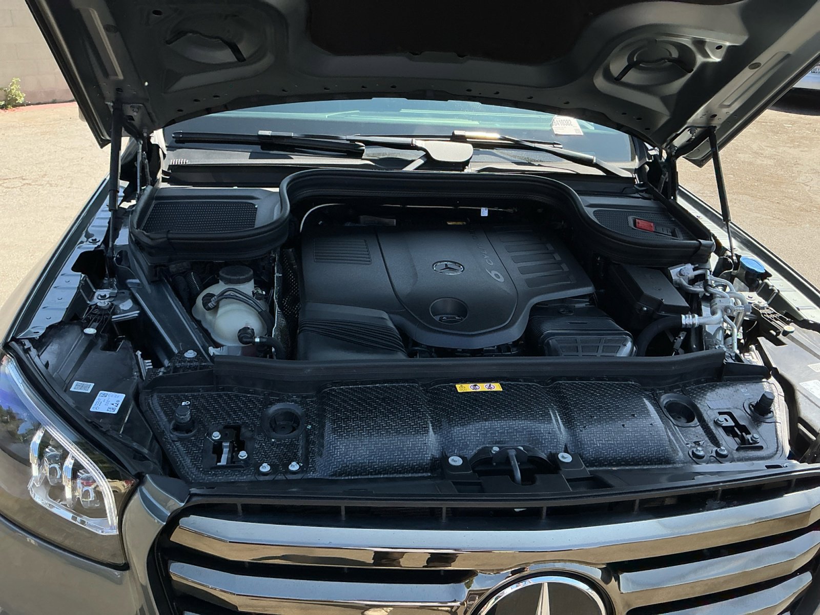 Used 2025 Mercedes-Benz GLS 450 4MATIC image 22