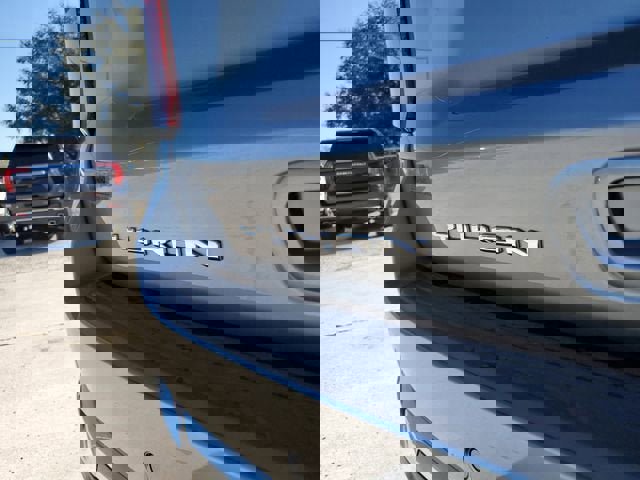 New 2026 GMC Yukon XL Denali w/ Sun & Power Step Package image 8