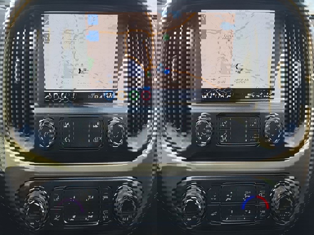 Used 2022 GMC Canyon Denali image 26