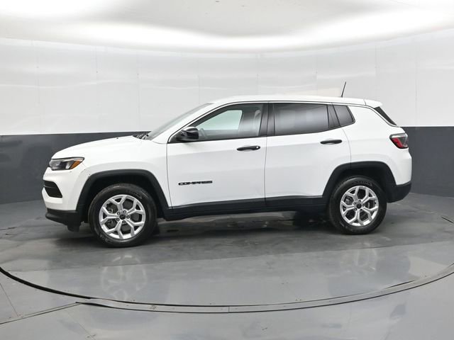 Used 2025 Jeep Compass Sport image 7