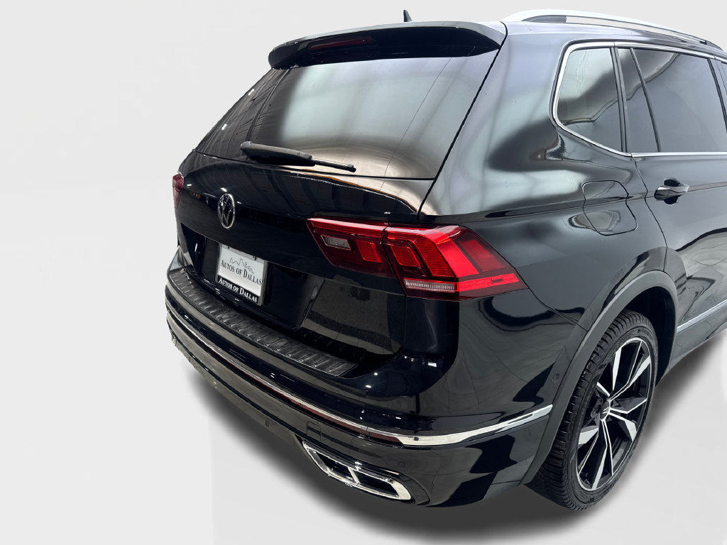 Used 2024 Volkswagen Tiguan SEL R-Line AWD/4WD image 20