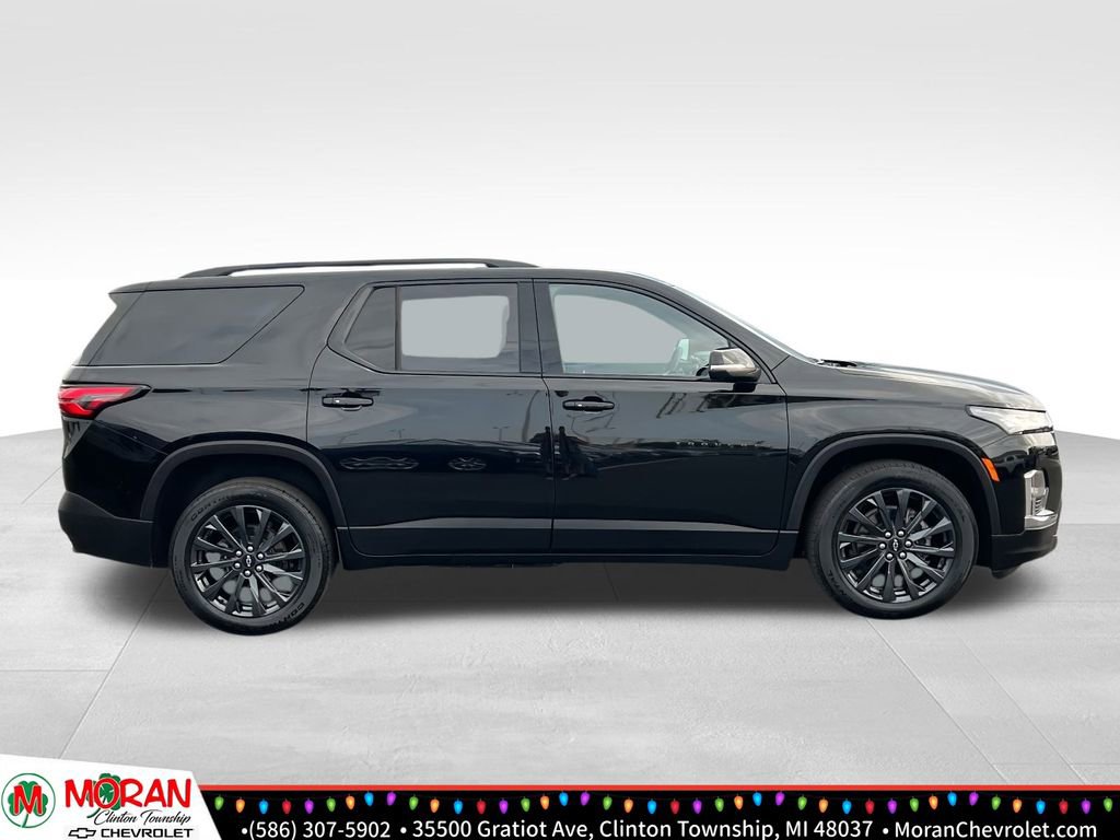 Certified 2023 Chevrolet Traverse RS w/ LPO, Floor Liner Package image 6