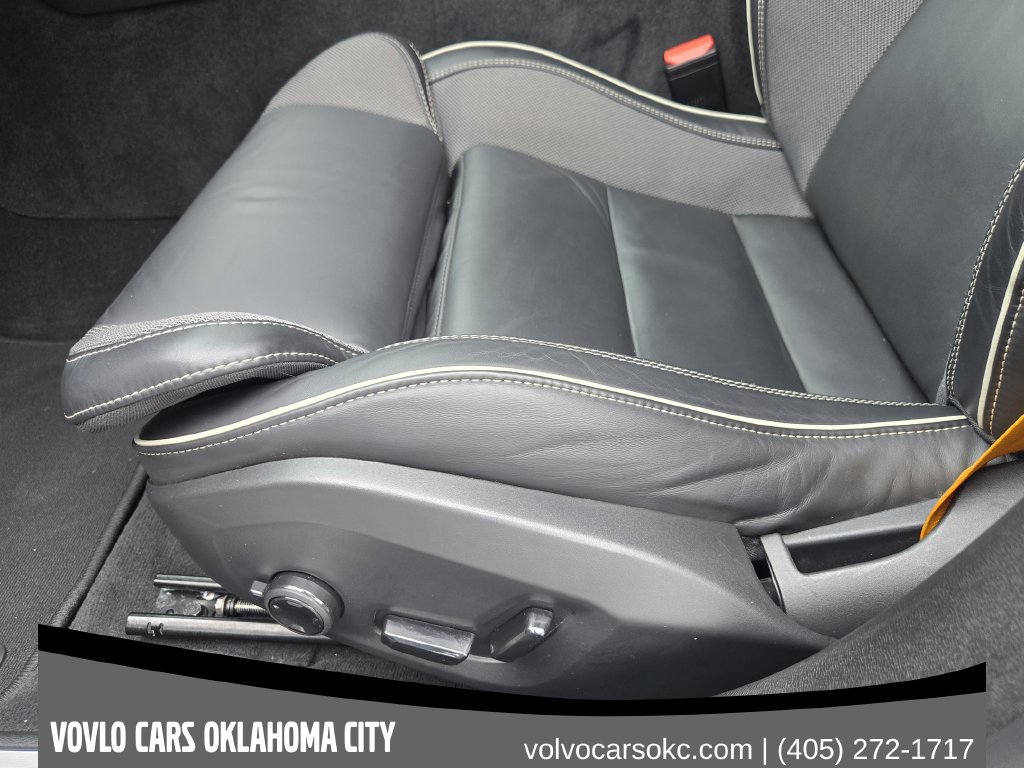 Certified 2024 Volvo V60 T8 Polestar AWD/4WD image 26