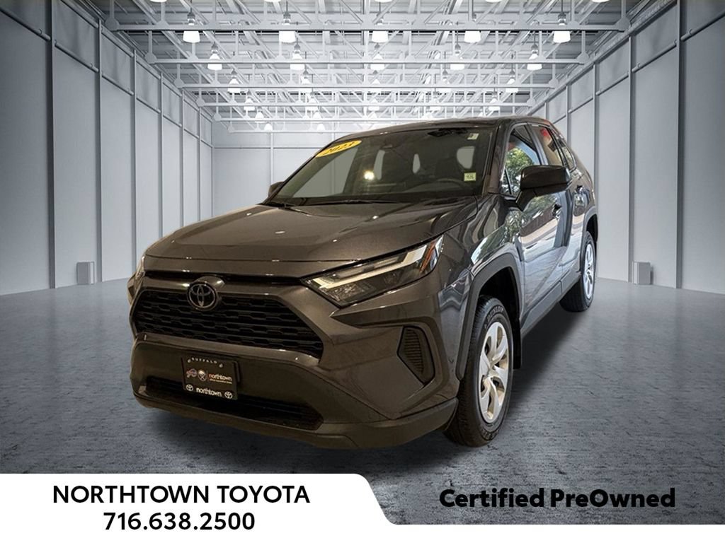 Used 2023 Toyota RAV4 LE AWD/4WD image 1
