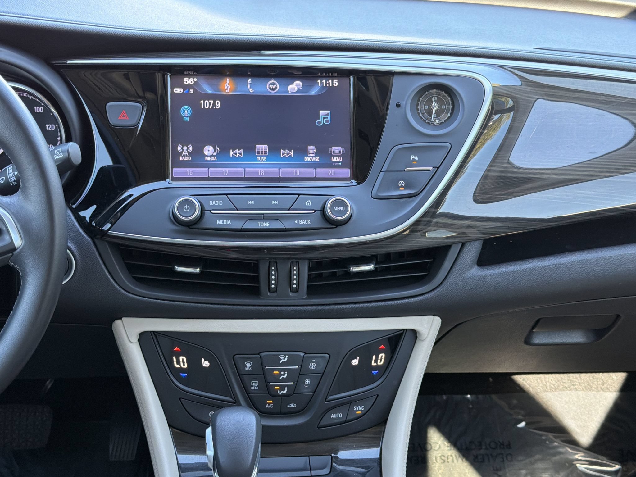 Used 2020 Buick Envision Preferred FWD image 17