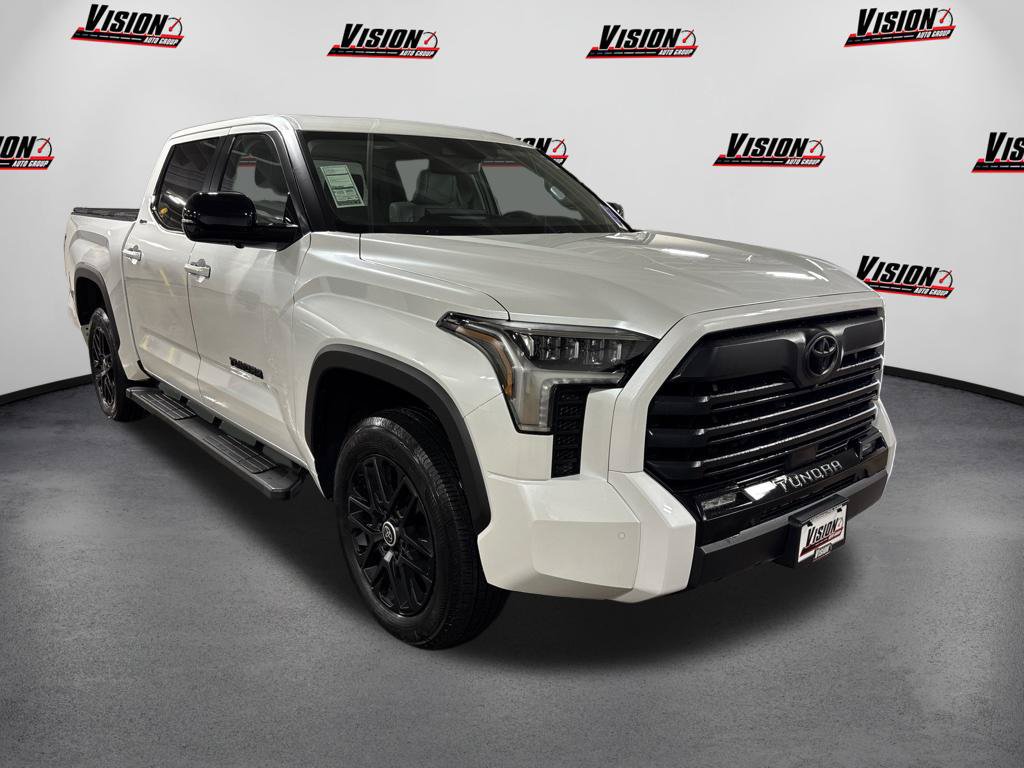 Used 2024 Toyota Tundra Limited AWD/4WD image 7