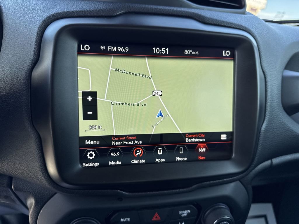 Used 2023 Jeep Renegade Trailhawk image 18