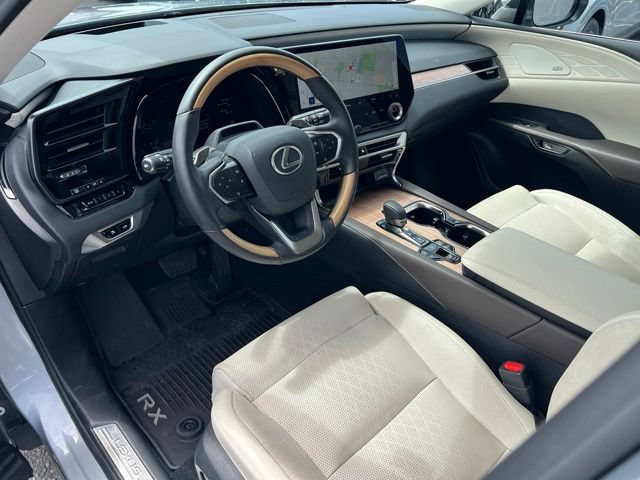 Used 2025 Lexus RX 450h AWD w/ Convenience Package image 17