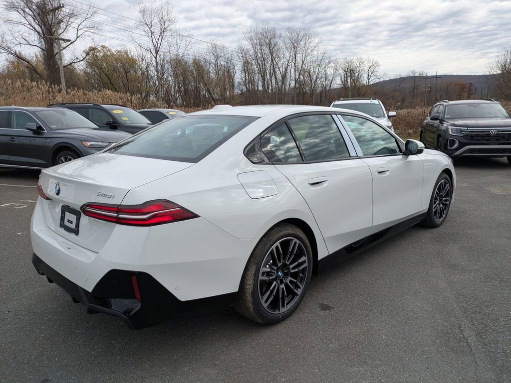 New 2026 BMW 530i xDrive w/ M Sport Package image 3