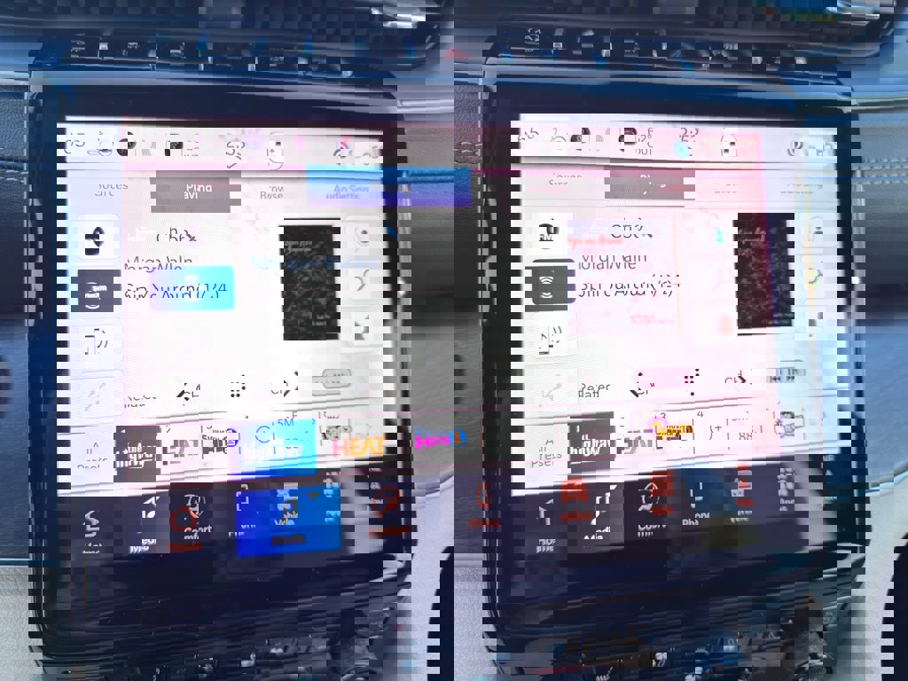 New 2025 Jeep Grand Cherokee Limited w/ Luxury Tech Group II image 14