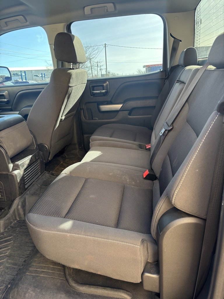 Used 2018 Chevrolet Silverado 1500 LT w/ LT Eassist Package image 10