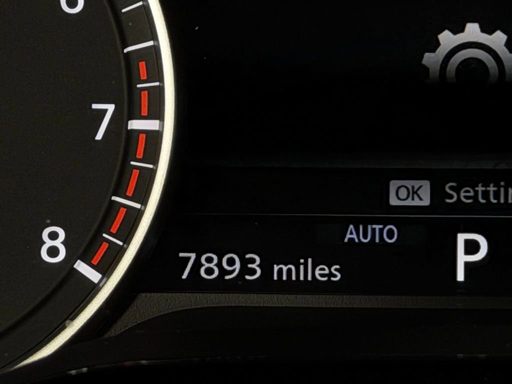 Used 2025 Nissan Pathfinder SL image 19