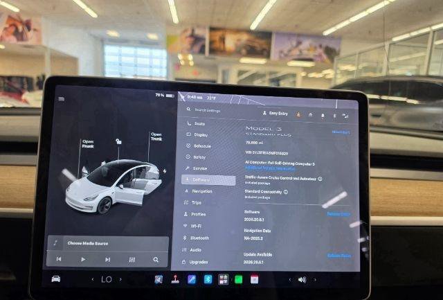 Used 2021 Tesla Model 3 Standard Range Plus RWD image 15