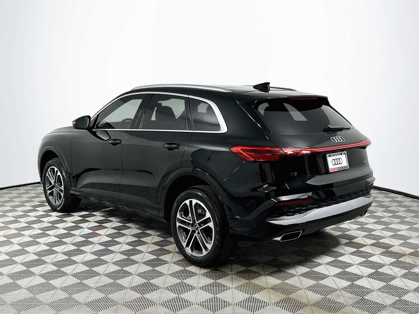 New 2026 Audi Q5 Premium AWD/4WD image 5