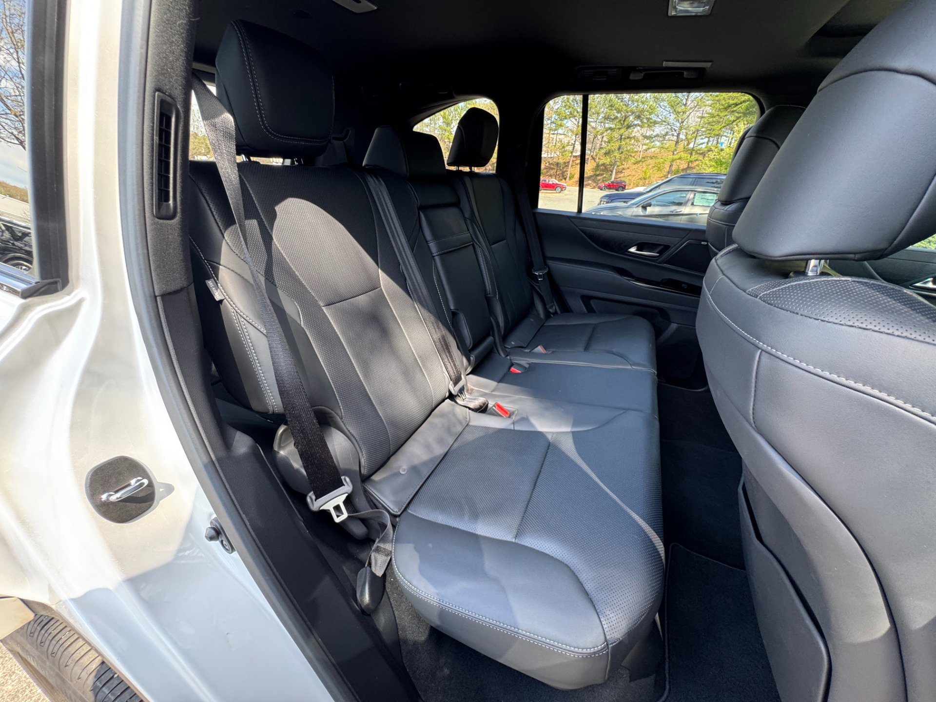 Used 2024 Lexus LX 600 4WD w/ Appearance Package image 58