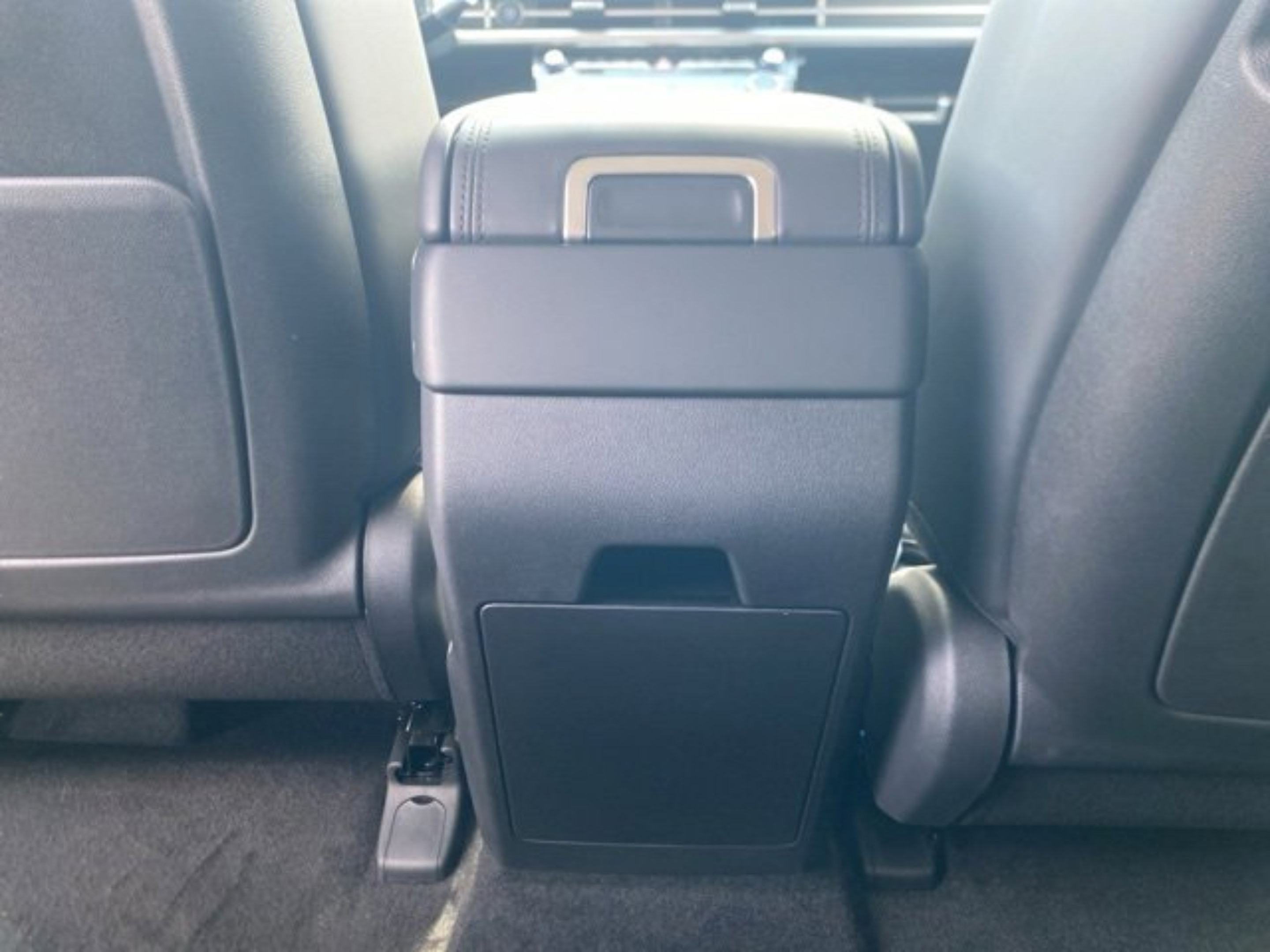 Used 2025 Hyundai Santa Fe SEL FWD image 36